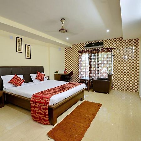 Hotel Rajdhani Bhubaneswar Bagian luar foto